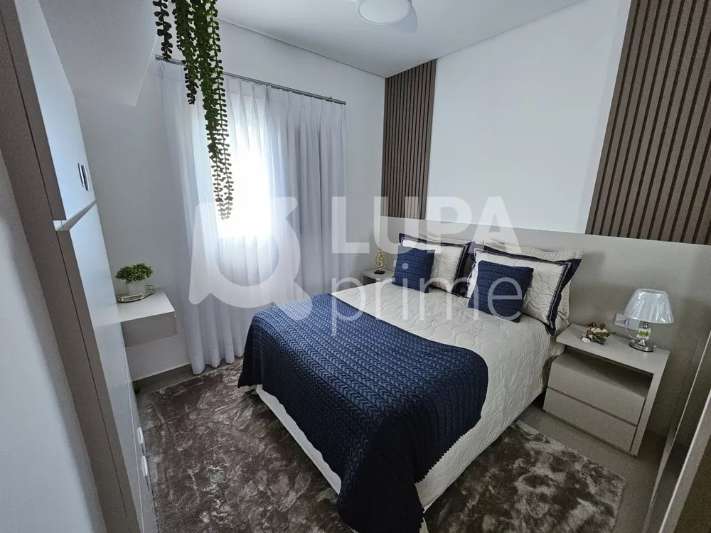 Apartamento à venda com 2 quartos, 60m² - Foto 4