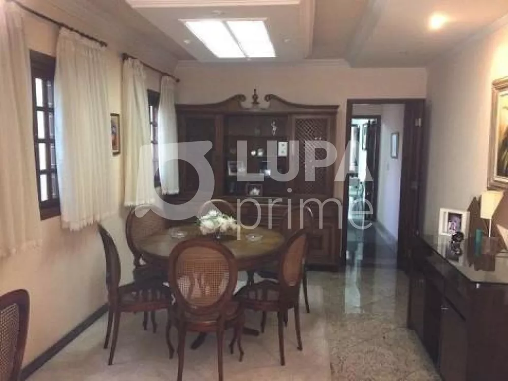 Casa à venda com 3 quartos, 137m² - Foto 3