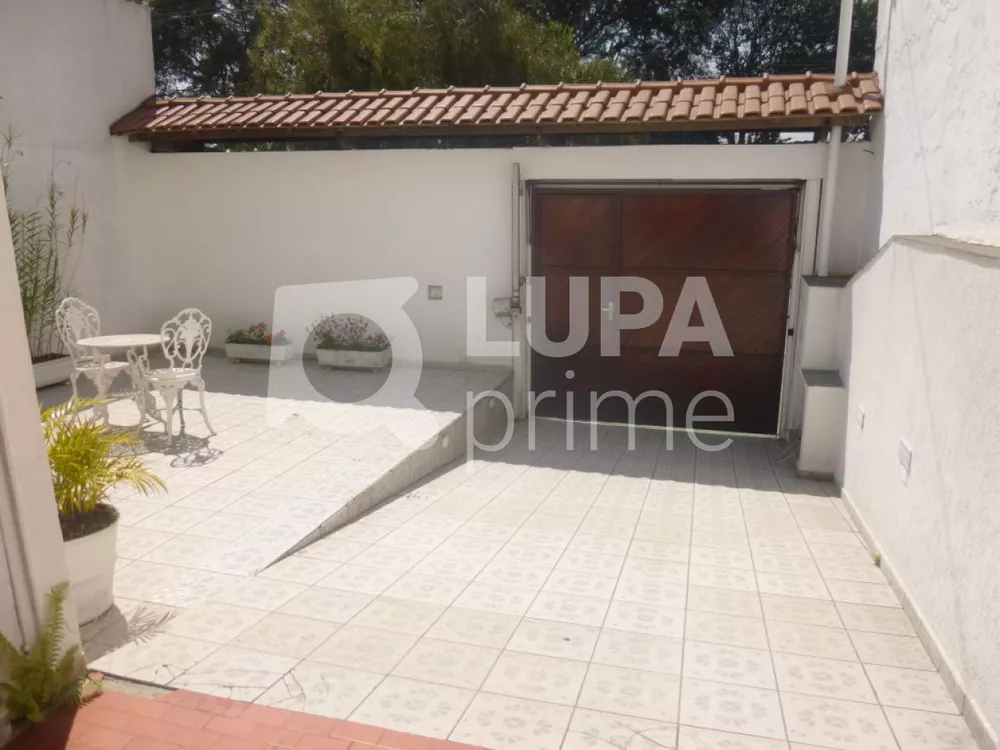 Casa à venda com 3 quartos, 322m² - Foto 8