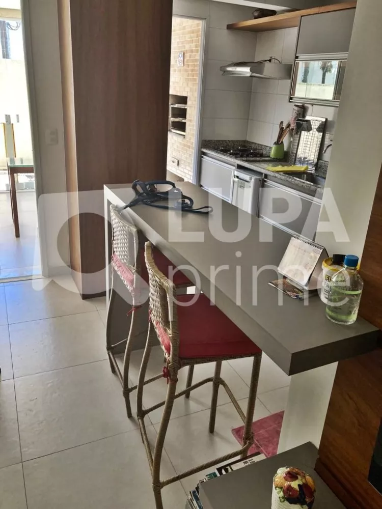 Apartamento à venda com 2 quartos, 84m² - Foto 5