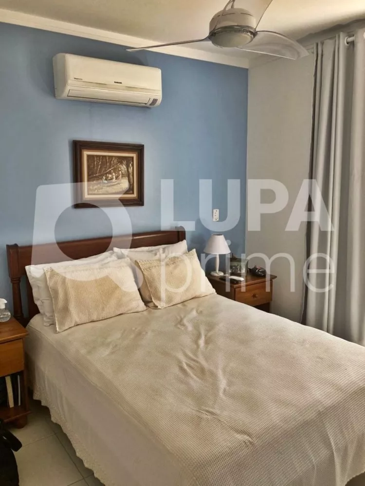 Apartamento à venda com 2 quartos, 84m² - Foto 3