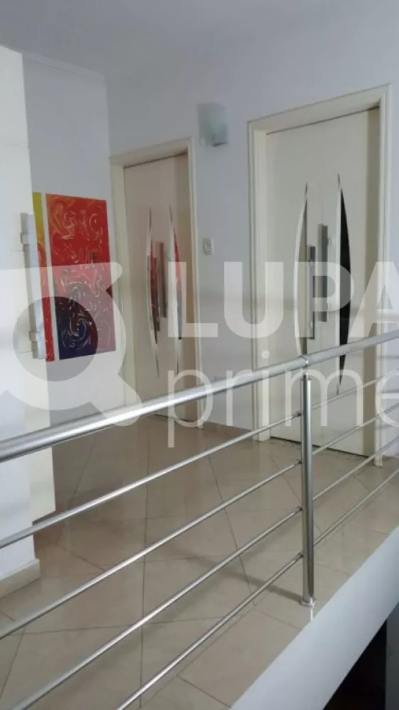 Casa à venda com 3 quartos, 410m² - Foto 5