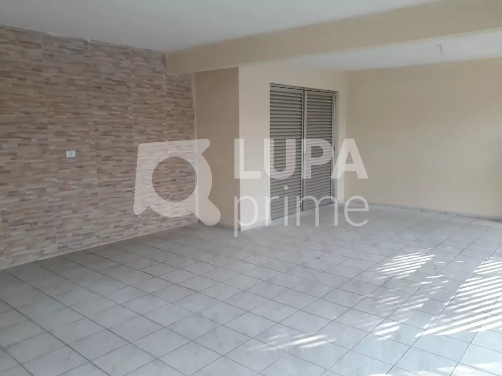 Casa à venda com 3 quartos, 190m² - Foto 2