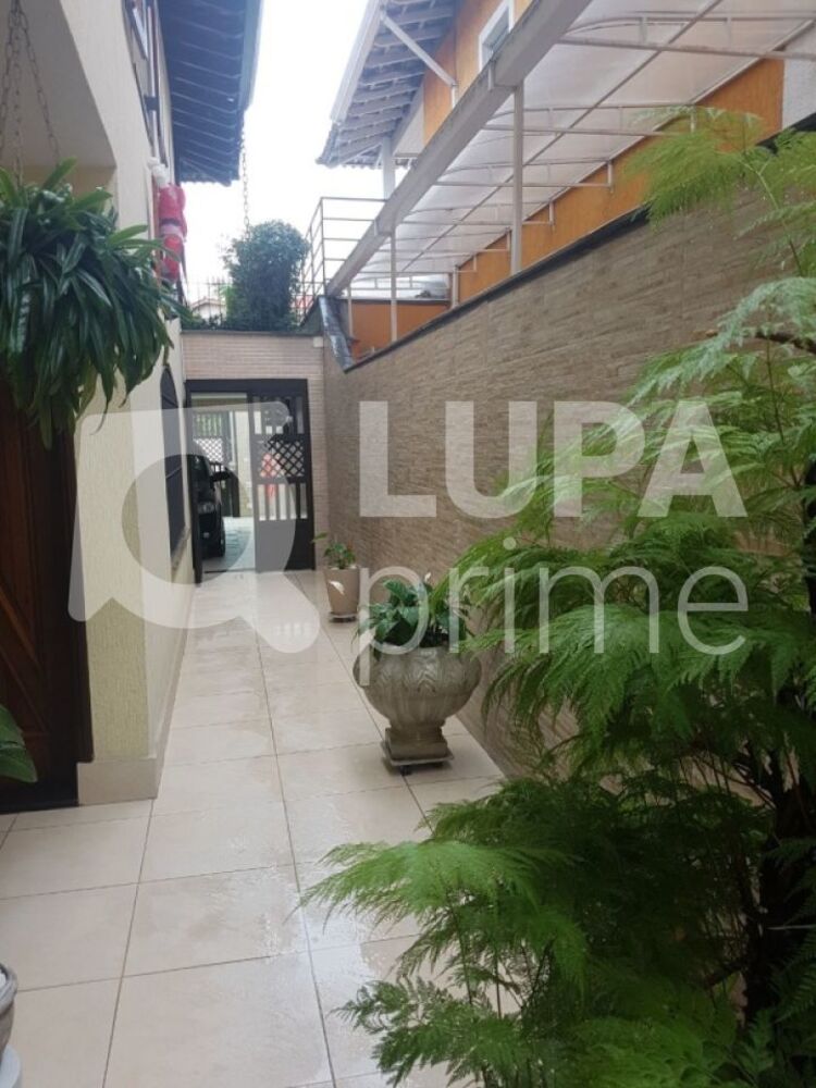 Casa à venda com 4 quartos, 420m² - Foto 3