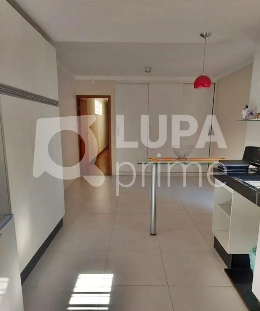 Casa, 3 quartos, 167 m² - Foto 3