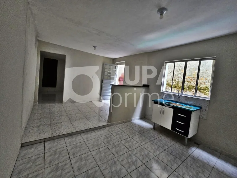 Casa, 7 quartos, 253 m² - Foto 1