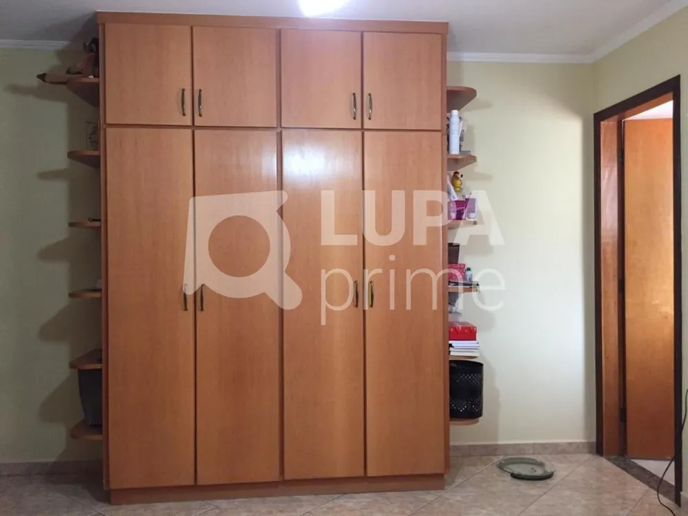 Casa, 3 quartos, 215 m² - Foto 6