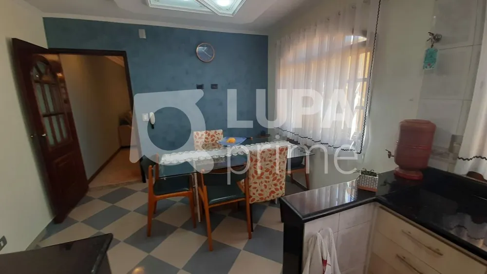 Casa, 3 quartos, 127 m² - Foto 2