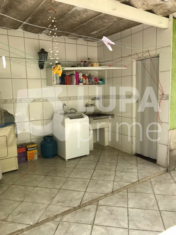 Casa, 3 quartos, 172 m² - Foto 2