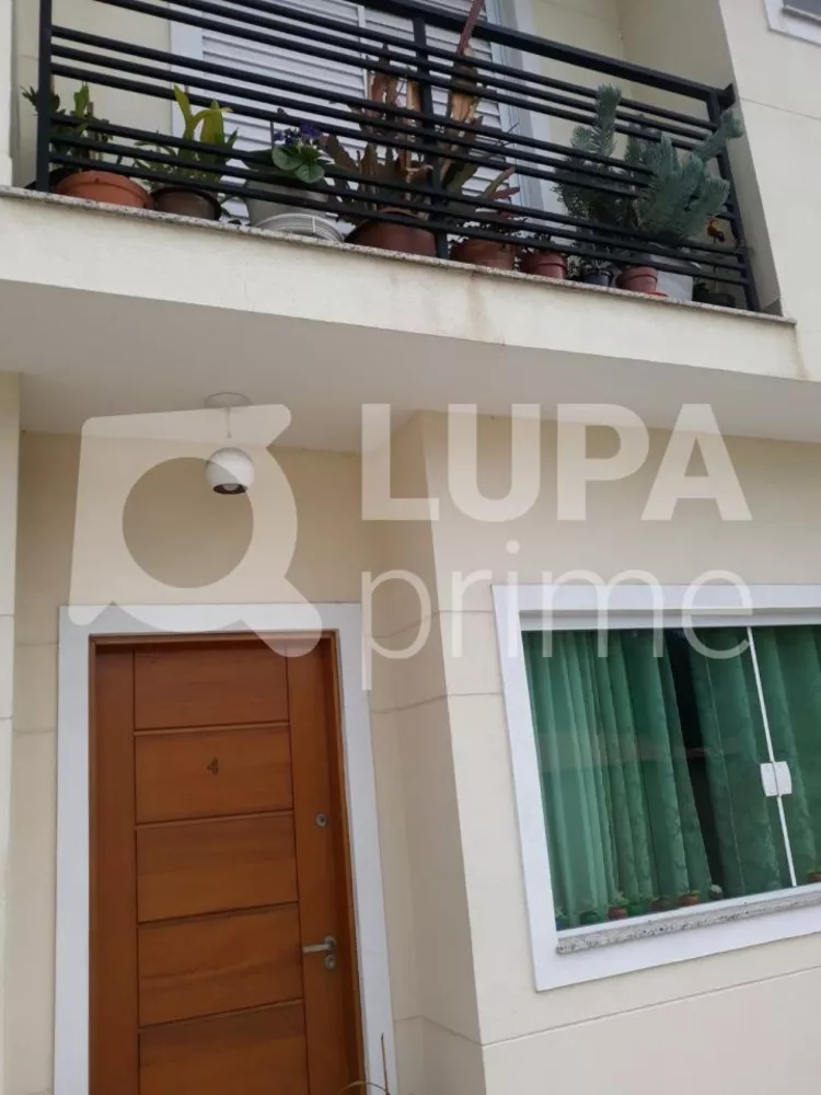 Casa à venda com 3 quartos, 100m² - Foto 1