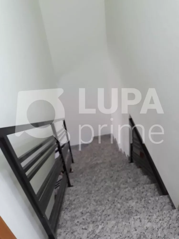 Casa à venda com 3 quartos, 100m² - Foto 4