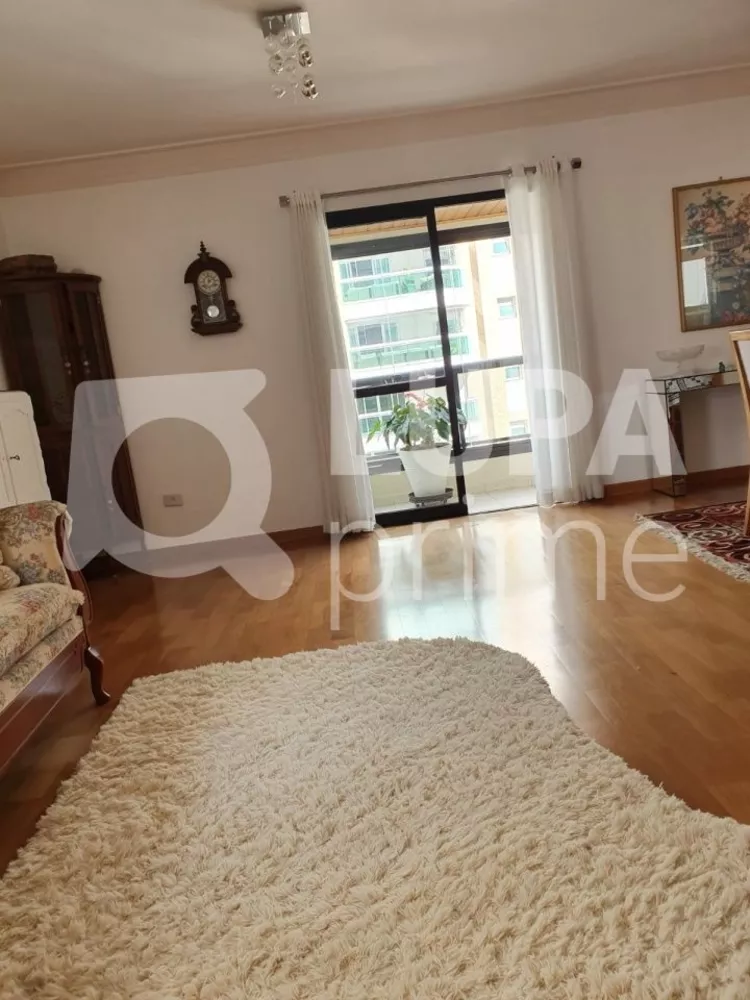 Apartamento à venda com 4 quartos, 176m² - Foto 2