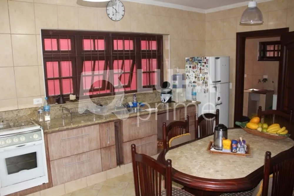 Casa, 3 quartos, 240 m² - Foto 6