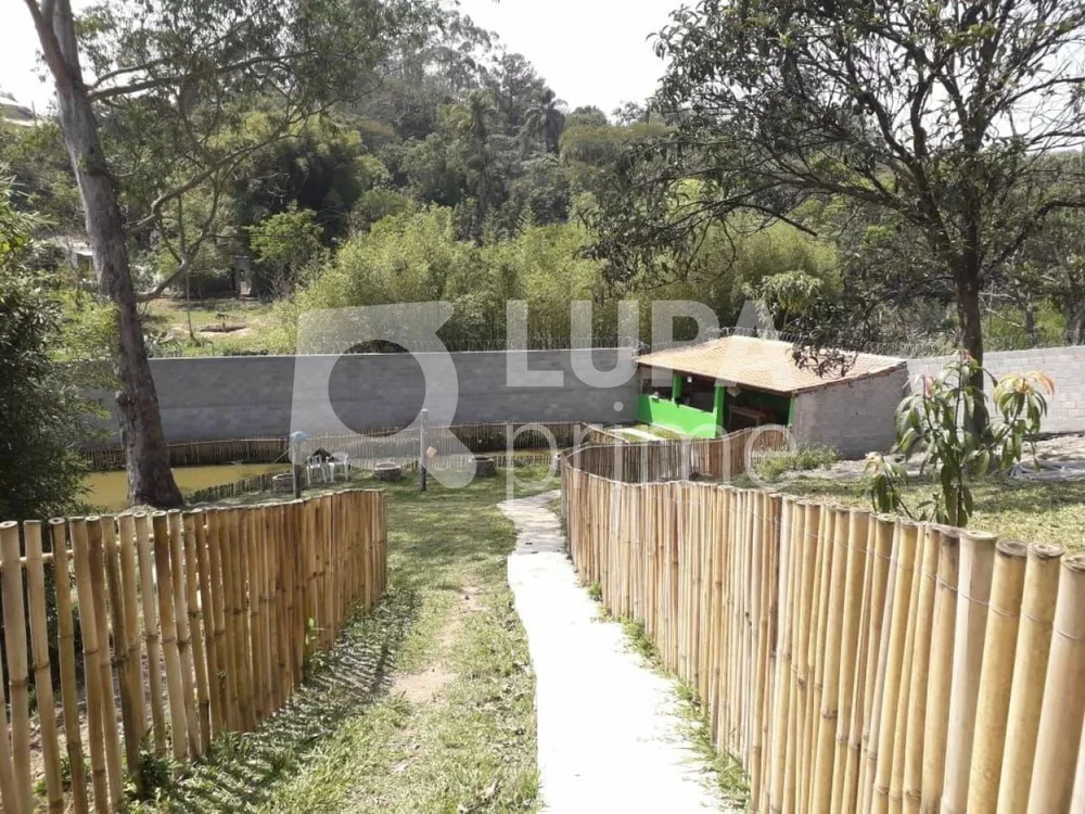 Sítio, 6 quartos, 5426 m² - Foto 1