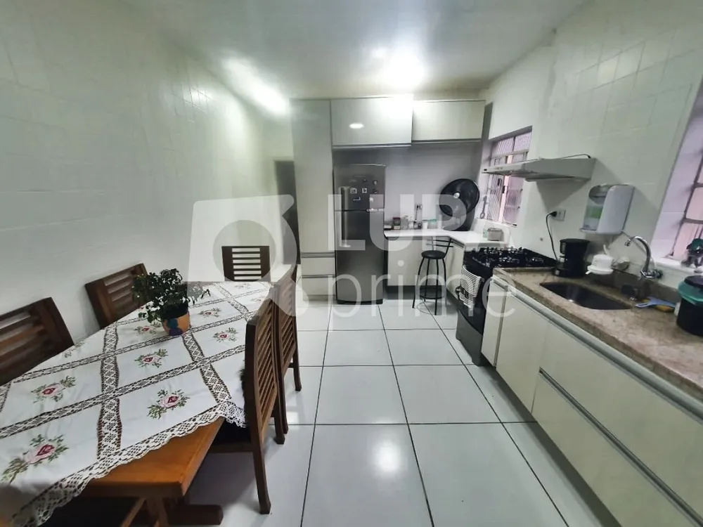 Casa, 4 quartos, 172 m² - Foto 3