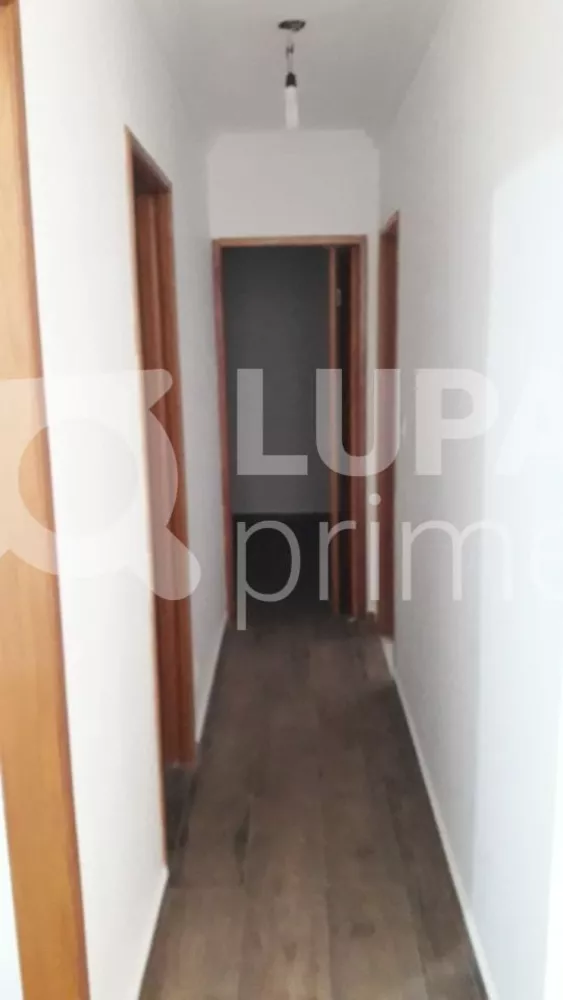 Apartamento à venda com 3 quartos, 60m² - Foto 3