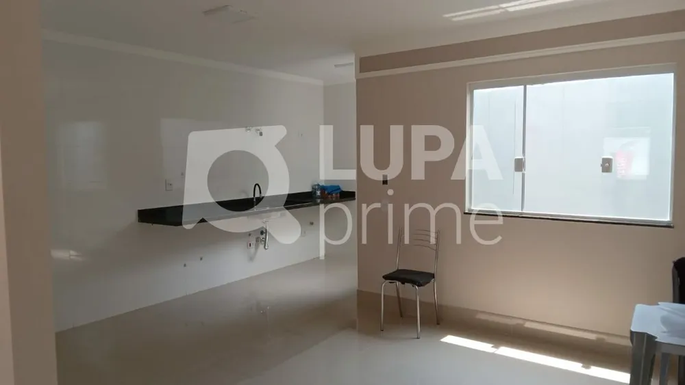 Casa, 3 quartos, 140 m² - Foto 2