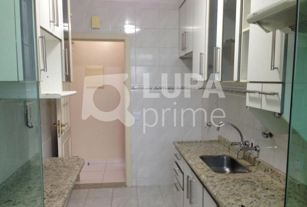 Apartamento para alugar com 2 quartos, 72m² - Foto 3