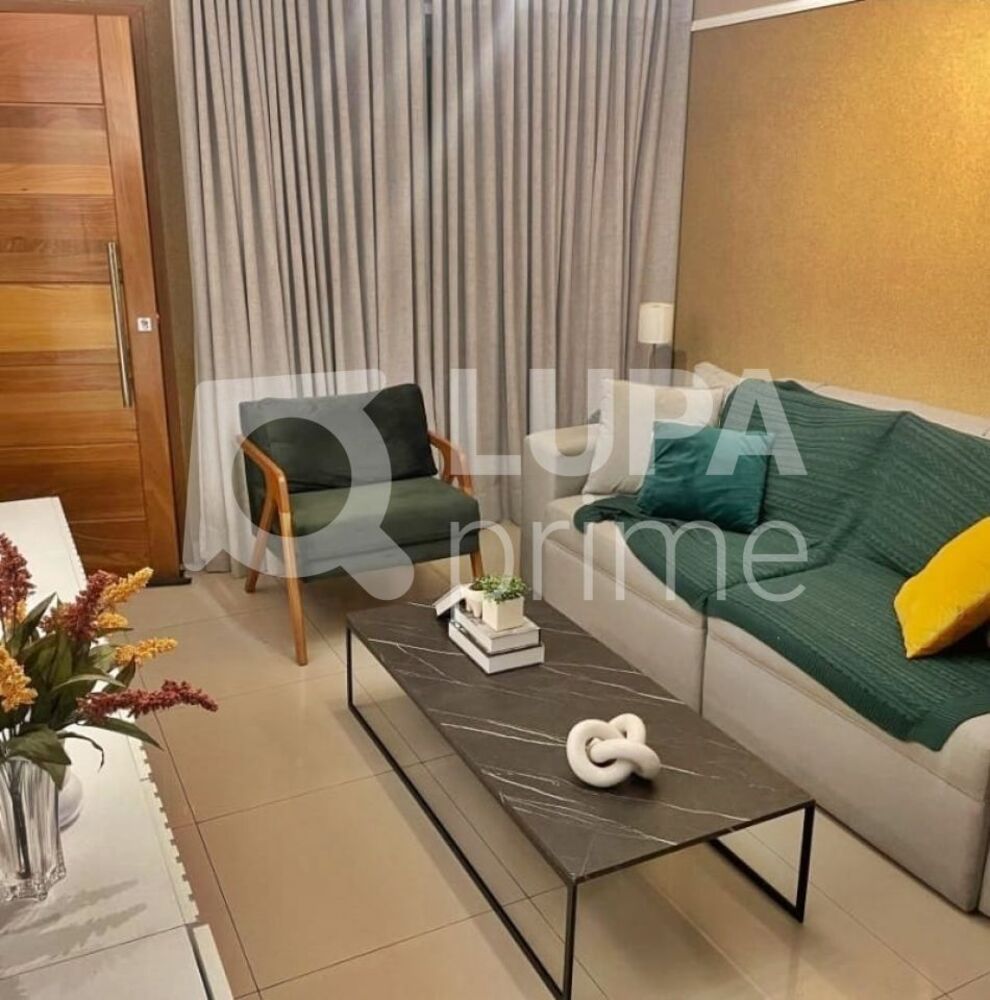 Casa à venda com 2 quartos, 140m² - Foto 2