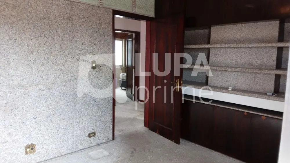 Casa, 3 quartos, 325 m² - Foto 1