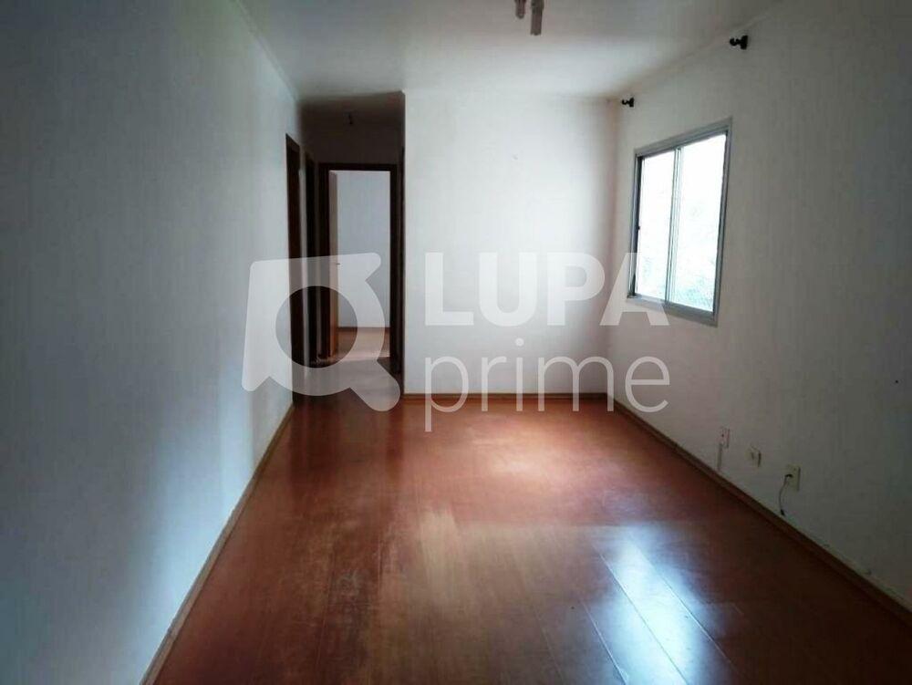 Apartamento à venda com 3 quartos, 73m² - Foto 2