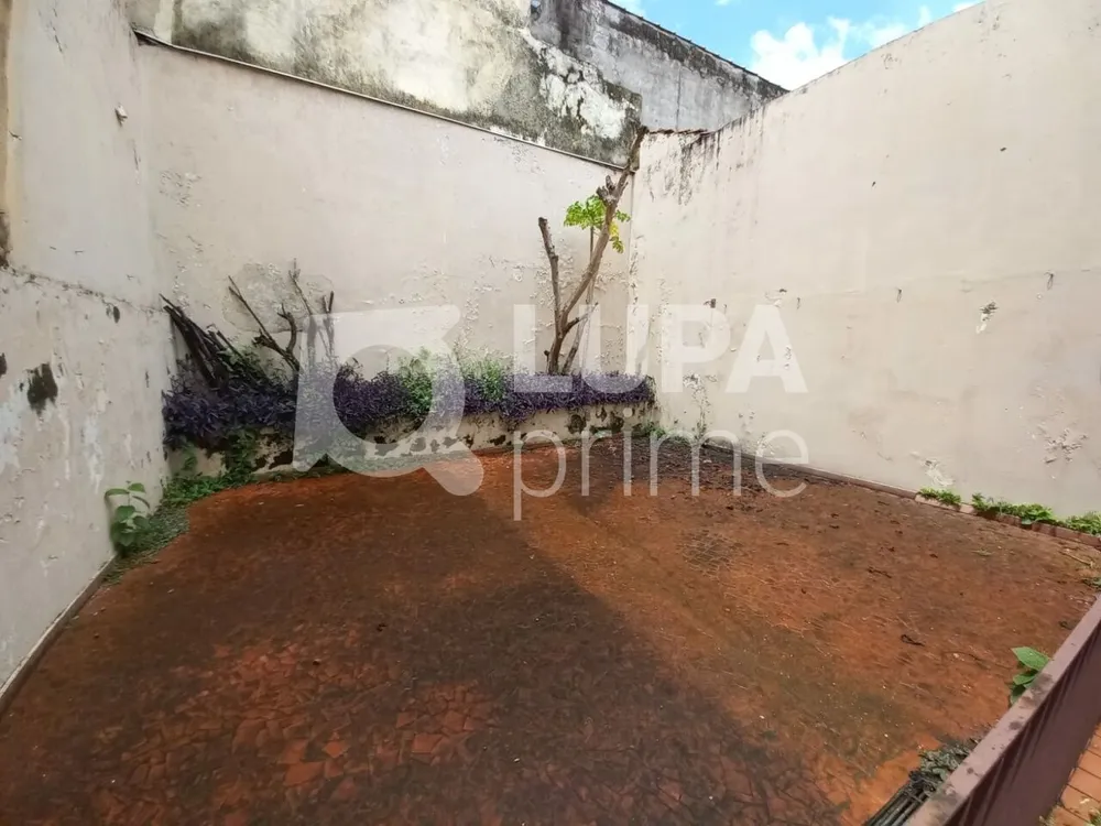 Casa, 4 quartos, 330 m² - Foto 2