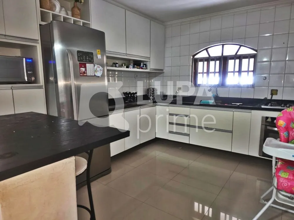 Casa, 3 quartos, 190 m² - Foto 11