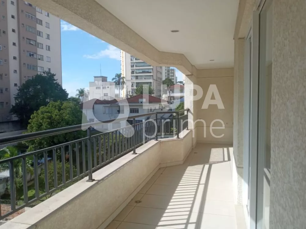 Apartamento à venda com 4 quartos, 205m² - Foto 1