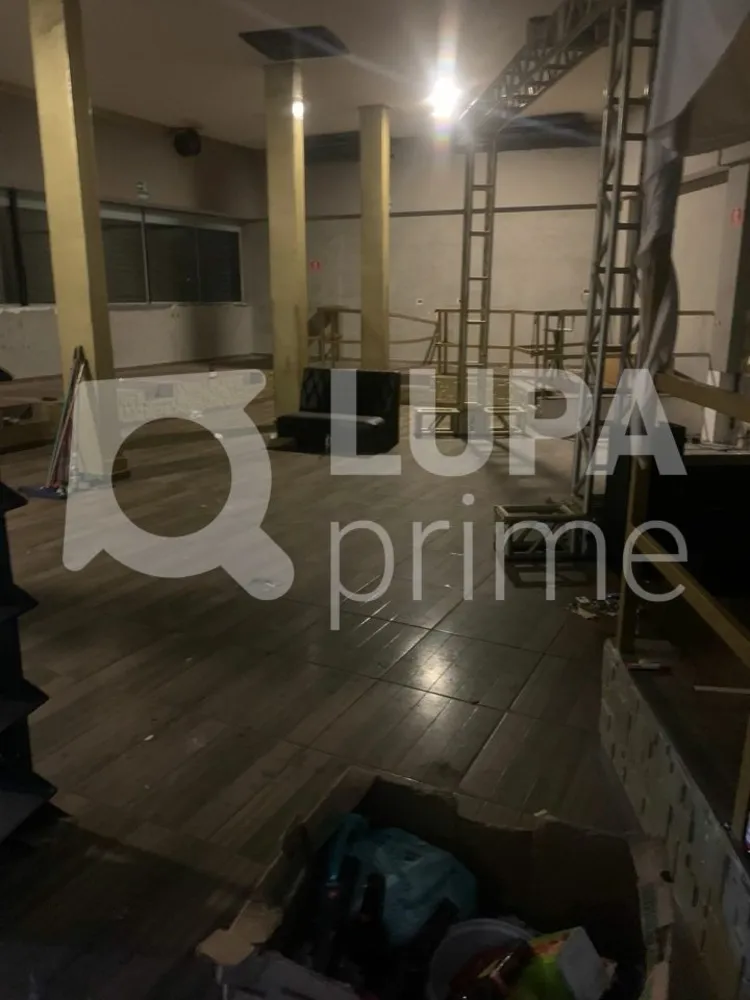 Loja-Salão, 200 m² - Foto 3