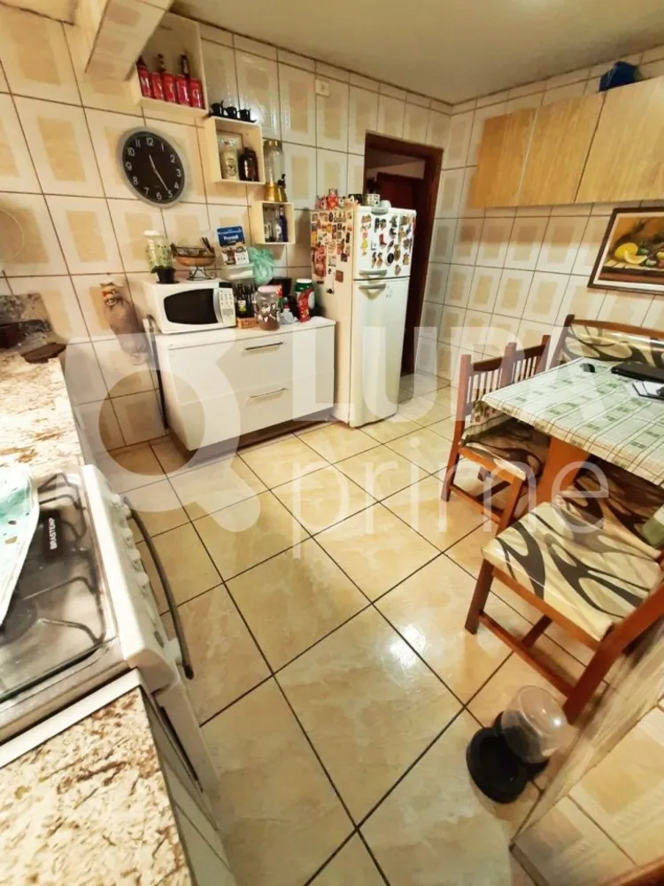 Apartamento, 3 quartos, 100 m² - Foto 2