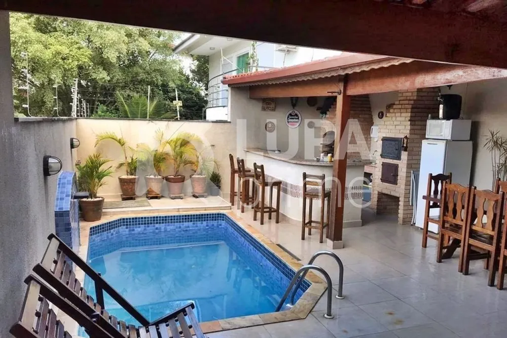 Casa, 3 quartos, 210 m² - Foto 10