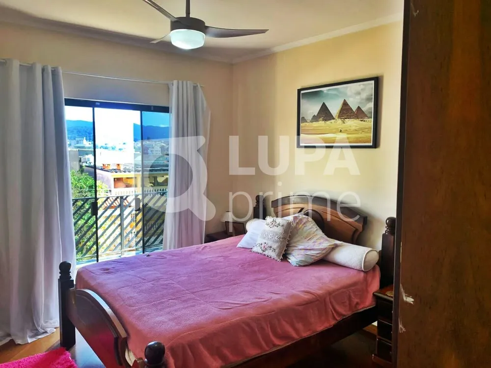 Casa, 4 quartos, 263 m² - Foto 10