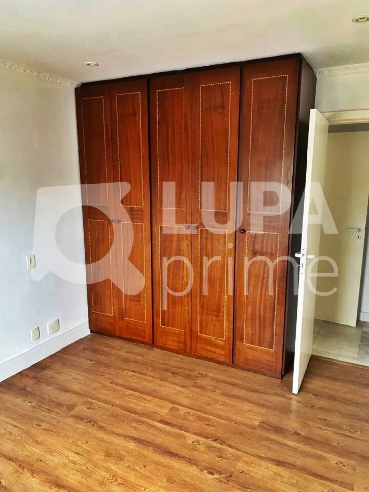 Apartamento, 3 quartos, 236 m² - Foto 11