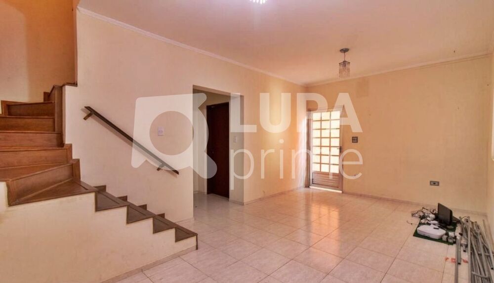 Casa, 4 quartos, 219 m² - Foto 1