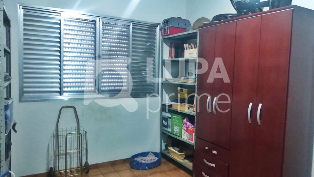 Casa, 3 quartos, 300 m² - Foto 2