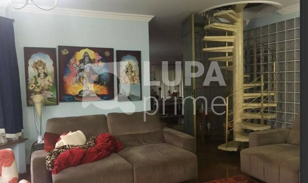 Casa de Condomínio à venda com 6 quartos, 600m² - Foto 3