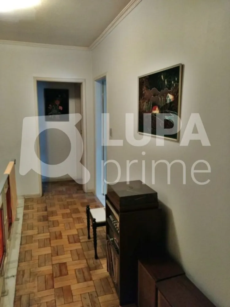 Casa, 3 quartos, 240 m² - Foto 4