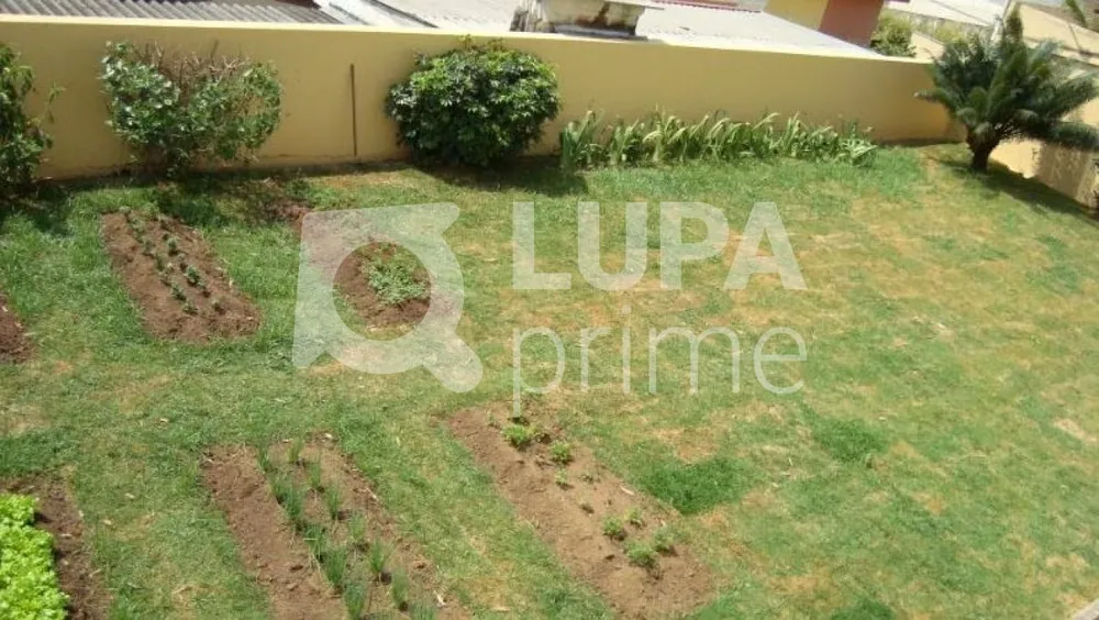 Casa, 4 quartos, 649 m² - Foto 2