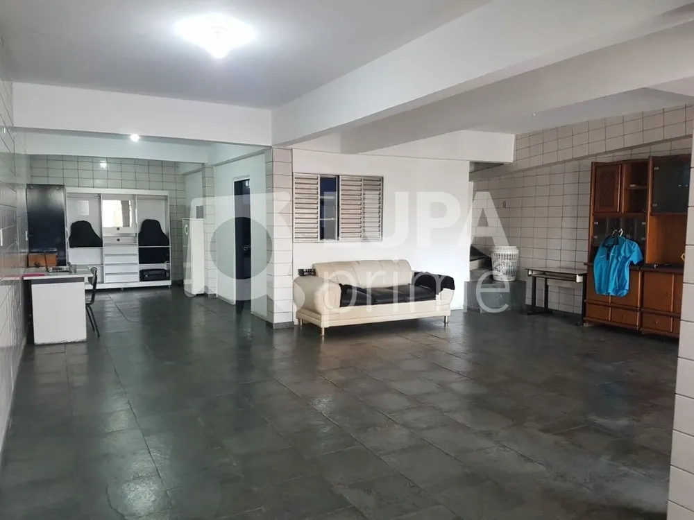 Casa, 4 quartos, 200 m² - Foto 3