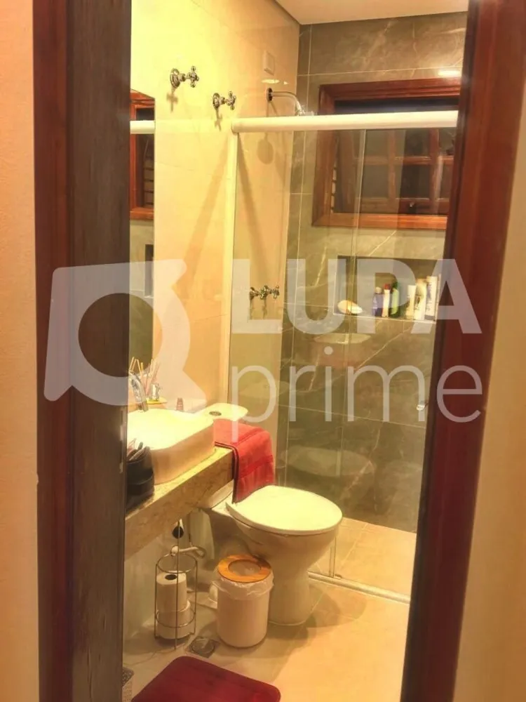 Casa, 4 quartos, 300 m² - Foto 1