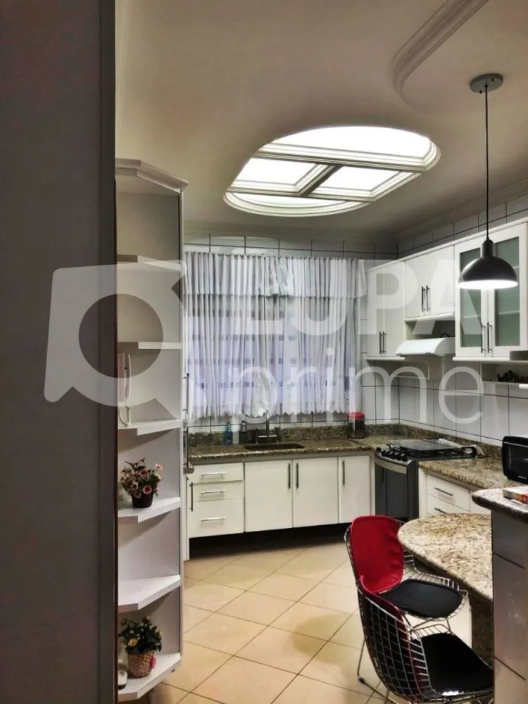 Casa, 3 quartos, 288 m² - Foto 5
