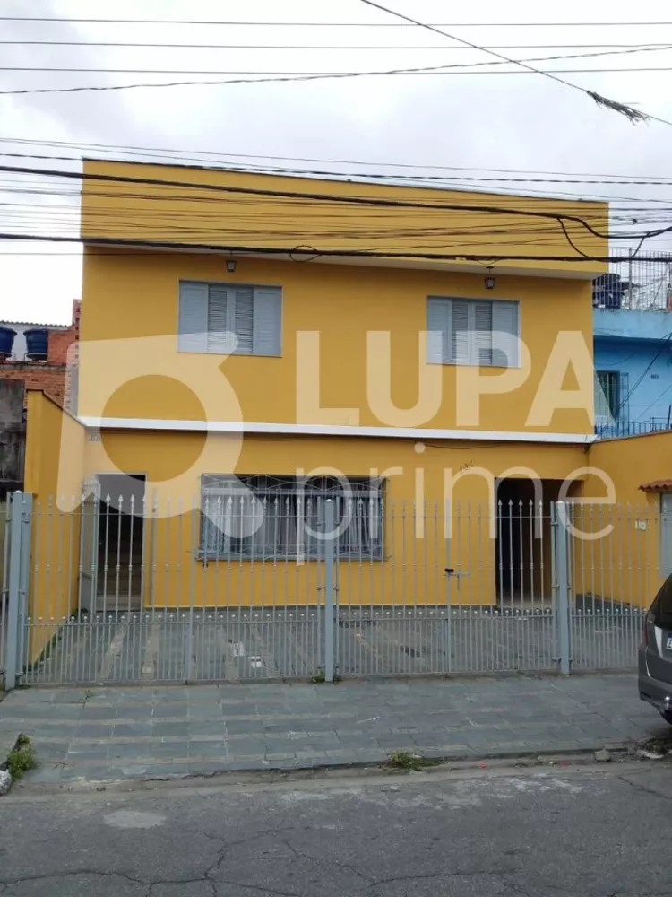 Casa à venda com 6 quartos, 180m² - Foto 2