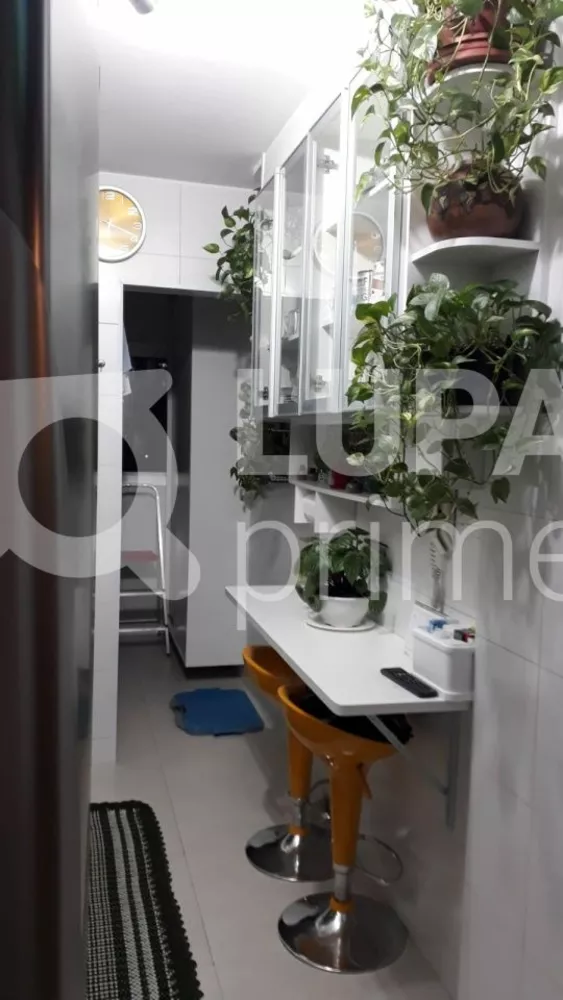 Apartamento à venda com 3 quartos, 72m² - Foto 4