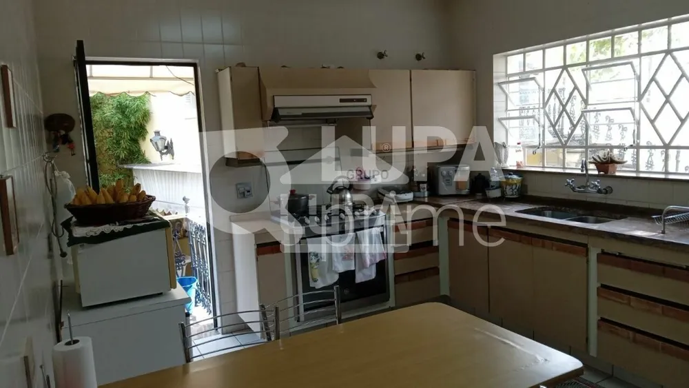 Casa, 4 quartos, 373 m² - Foto 2