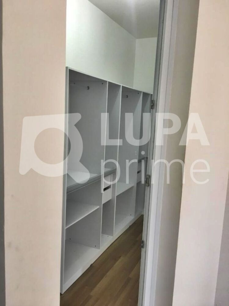 Casa à venda com 4 quartos, 250m² - Foto 6