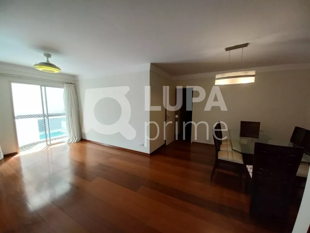 Apartamento à venda com 5 quartos, 135m² - Foto 3