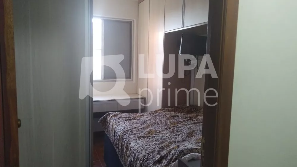 Apartamento à venda com 2 quartos, 50m² - Foto 3