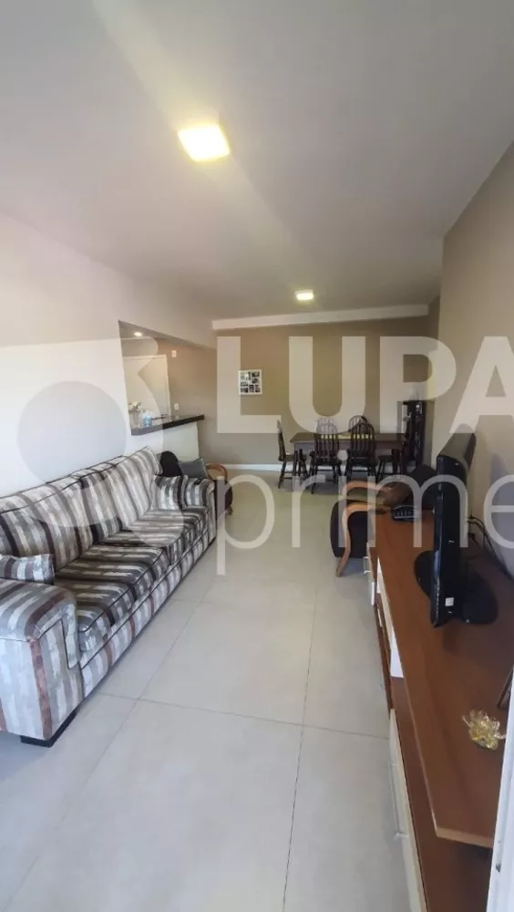 Apartamento à venda com 2 quartos, 96m² - Foto 2