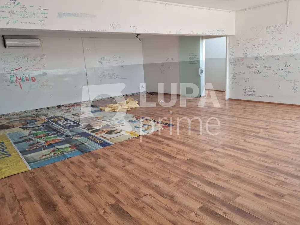 Prédio Inteiro para alugar, 450m² - Foto 17