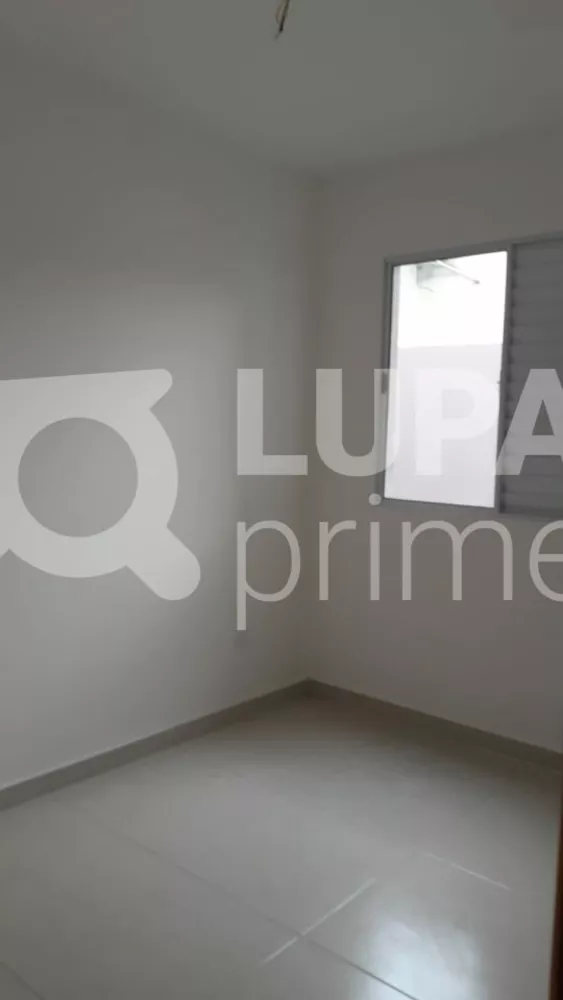 Apartamento à venda com 2 quartos, 43m² - Foto 4